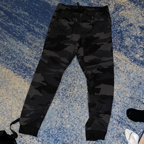 Hollister camouflage sweatpants - Picture 1 of 4